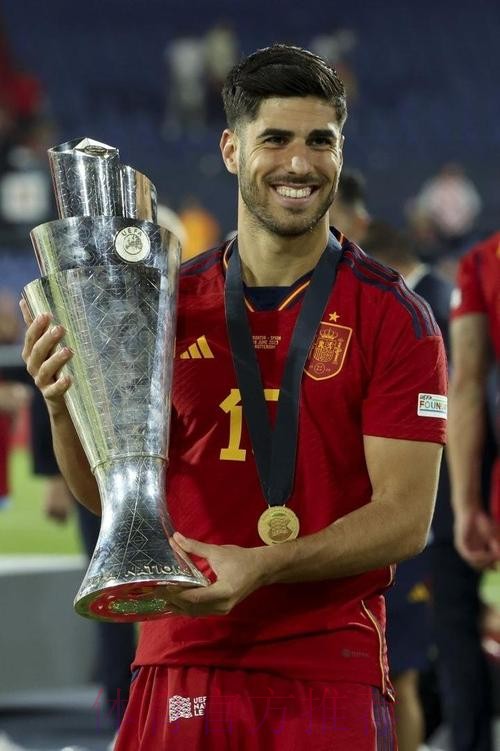 安帅:冠军悬念还没结束 是我让阿森西奥踢点球的